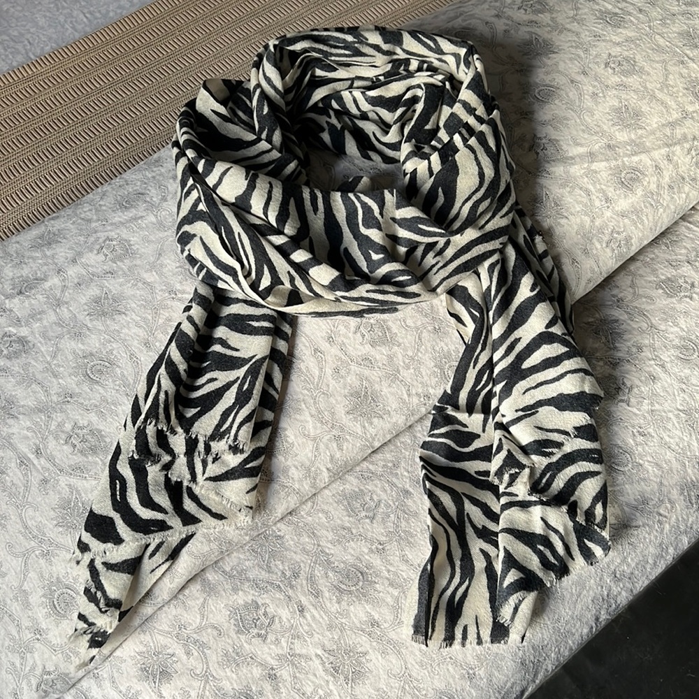 Yarnz Zebra 100% Cashmere Scarf  Wrap animal print